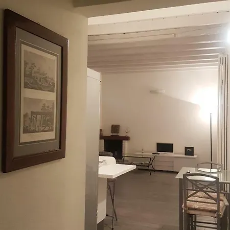 شقة La Casa Degli Artisti كومو